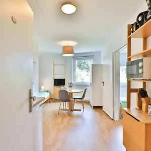 Grobo , Hamburg Germany